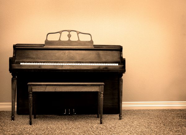 Piano Disposal Service in Milford